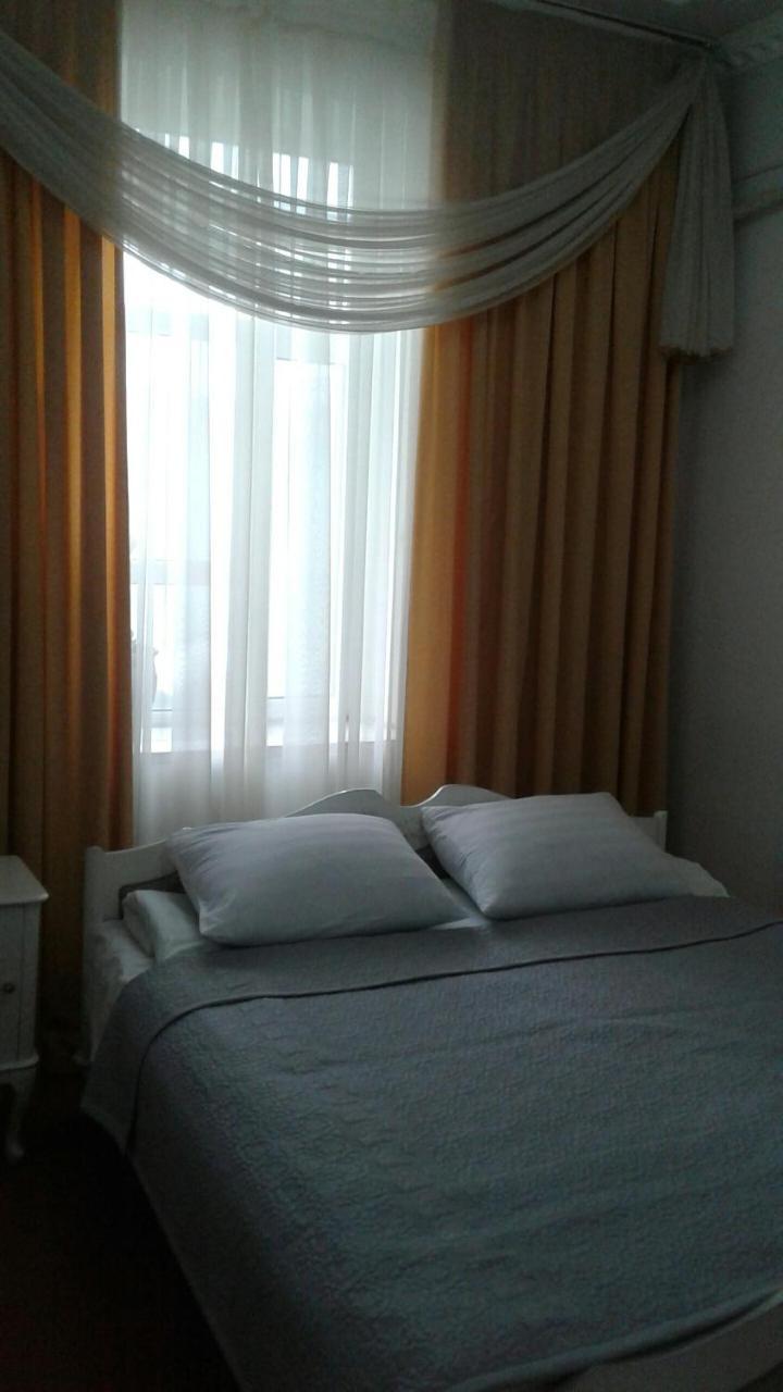 Hotel ВаYan Шимкент Екстер'єр фото